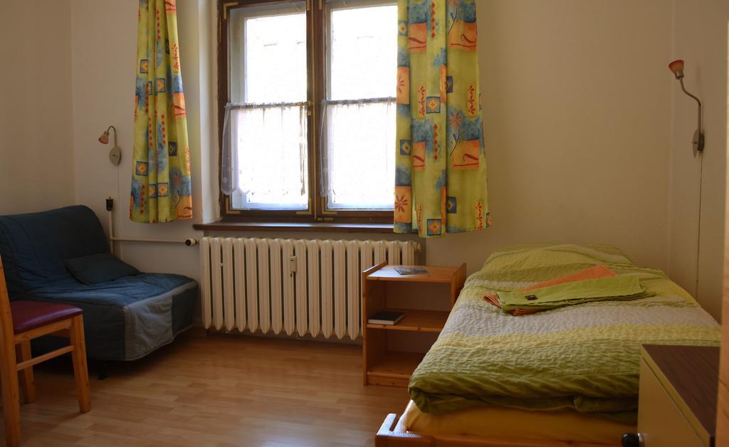 Pension Zur Wartburg 괴를리츠 외부 사진