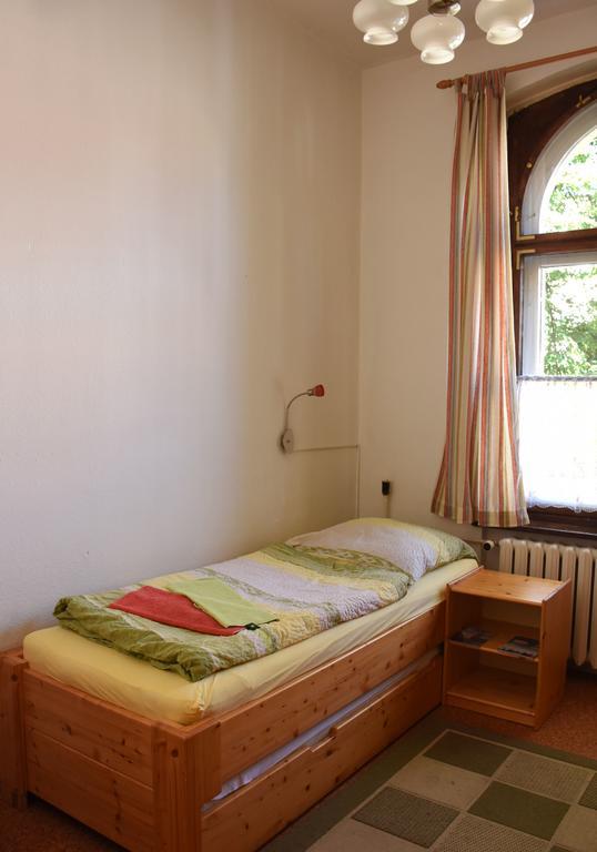 Pension Zur Wartburg 괴를리츠 외부 사진